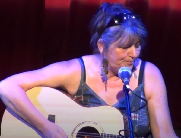 Folk Club – Marie Little