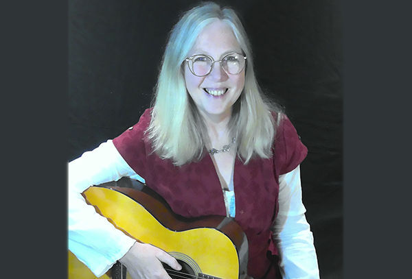 Folk Club — Janet Russell